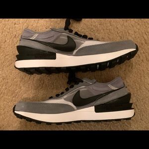 Nike Waffle One Grey